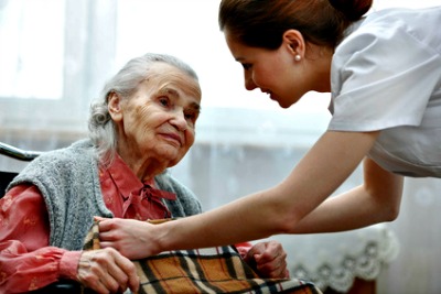 Giúp việc 88 cung cấp giúp việc chăm ông bà, người cao tuổi 